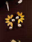 Leafy Pearl - Gold Tone Earrings