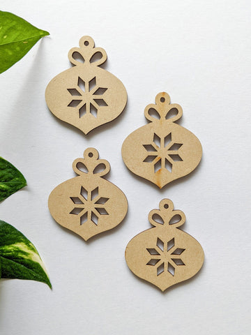 Spade Bauble - MDF Cutout (Pack of 4)